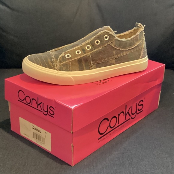 Corkys Babalu Camo Size 7 NWT - Picture 3 of 3
